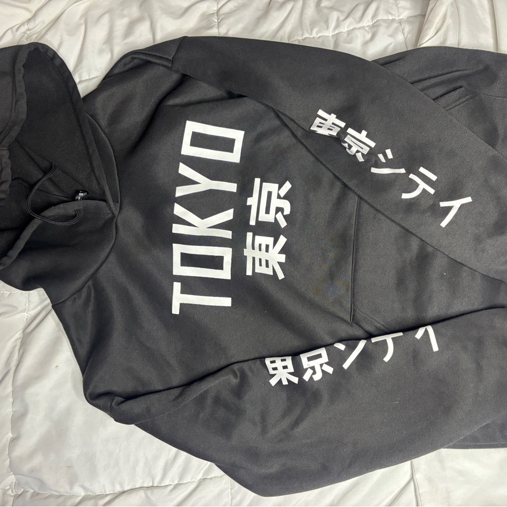 ROMWE Black Garment Tag